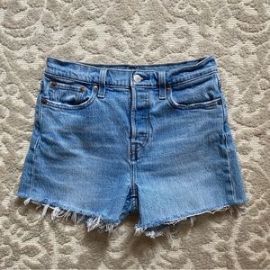 Levi's Cutoff shorts